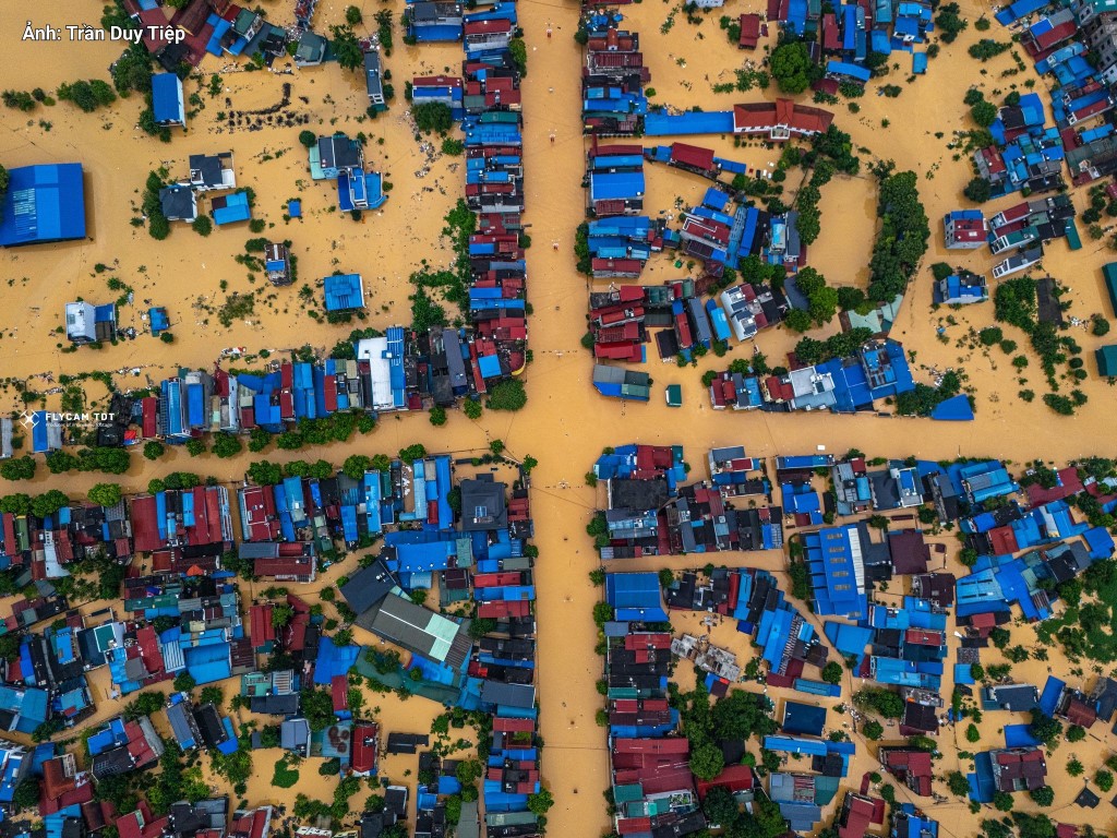 lu lut thai nguyen_thai-nguyen-bi-ngap-lut_ngay 8_10_thainguyen2.jpg